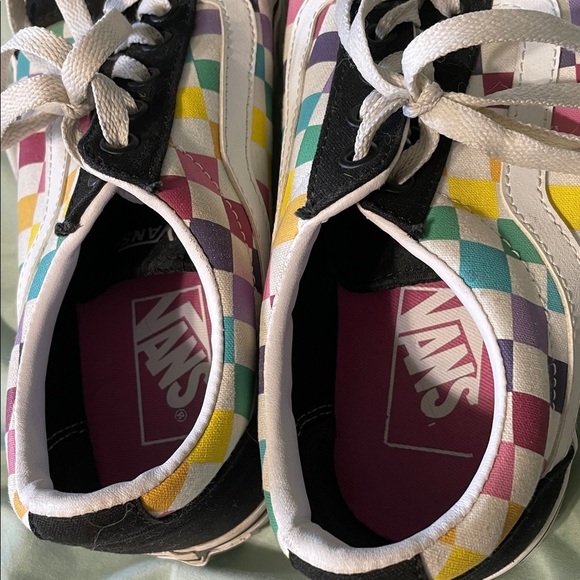 Vans Women’s Colorful Checkered Rainbow Lace-Up Sneakers Size 8.5 - Picture 9 of 10